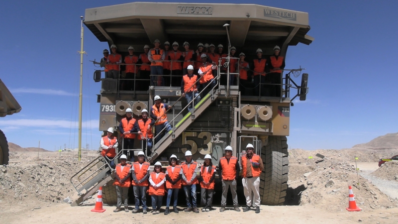 Estudiantes de Don Bosco Calama viven una experiencia única al visitar Minera El Abra