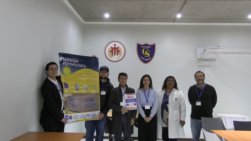 Alumnos aprenden sobre energías renovables gracias a Charla de la UA
